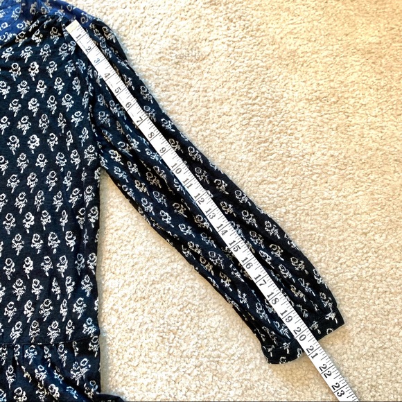 LUCKY BRAND Floral Peplum Button Down—SZ. Large - Picture 12 of 15